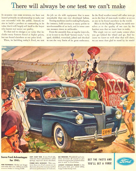 Ford Deluxe Circus 1941 | Vintage Cars 1891-1970